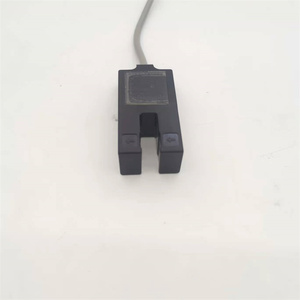 U loại thông qua chùm NPN không/NC/không + NC chuyển đổi quang điện cảm biến nhựa IP54 Phát hiện khoảng cách 1cm DC 10-30vdc - Product Image 5