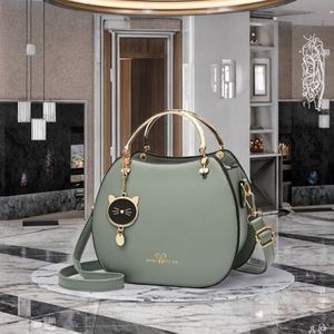 Bolso de Mano Personalizado 2026, Bolso de Hombro Triangular en Forma de Cono, Bolso Cruzado de Piel Sintética de Cocodrilo para Mujer con Cadena - Product Image 3