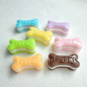 Chocolat avec des os 3D résine Bracelet breloques porte-clés épingle à cheveux coque de téléphone en gros crème colle résine accessoires pour la décoration - Product Image 2
