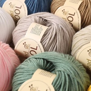 Factory Wholesale Blended Yarn <strong>Wool</strong> 70% Anti-pilling Fiber 30% Soft Skin DIY Knitted Sweater Scarf Decoration