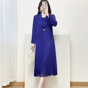 Robe de grande taille à franges de couleur unie associée à un petit manteau pour un <span class=keywords><strong>ensemble</strong></span> plissé élégant - Product Image 5