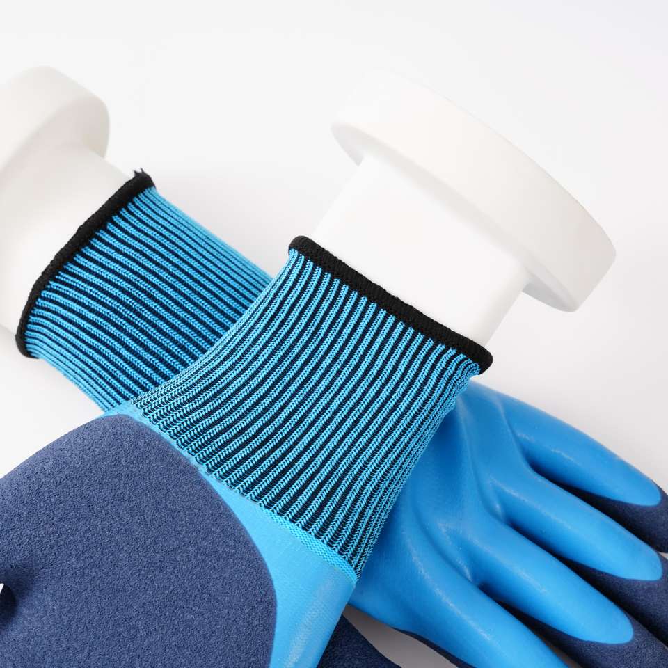 Waterproof Protective Hand Gloves for Hot Sale - Image 5