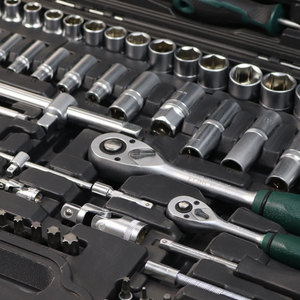 131 Pcs Professional <strong>Ratchet</strong> Socket <strong>Spanner</strong> Auto Body Repair Tools Automotive Mechanic Tool <strong>Set</strong> With Storage Case - Product Image 4