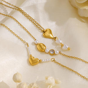 Оптовая продажа: Новое ожерелье-чокер с жемчужным кулоном в форме сердца, покрытое 18-каратным золотом, из титановой стали; Элегантное женское ожерелье оптом - Product Image 5