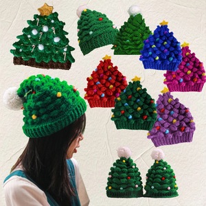 Nouveauté 2025 – Bonnets tricotés de Noël pour le festival d'hiver, avec pompon et motif décoratif Père Noël, parfaits pour les fêtes - Product Image 1