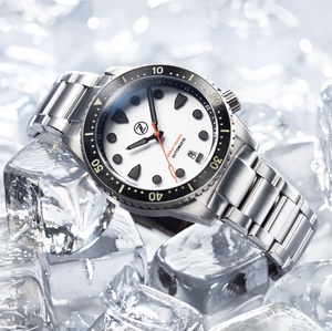 Reloj de Lujo para Hombre de 40MM GMT con Esfera Blanca Texturizada Sunburst, con Movimiento SW330-2, Resistente al Agua hasta 200M con BGW9 - Product Image 6