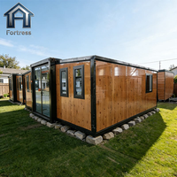 Maison conteneur extensible 40Ft 30Ft 20Ft aux normes locales, préfabriquée moderne, écologique, alimentée à l'énergie solaire, mobile, 2-4 chambres