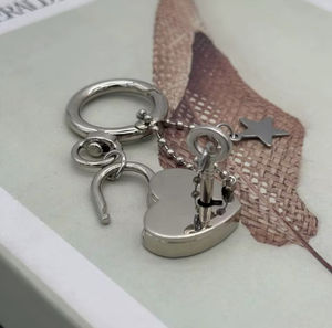 Porte-clés breloque cadenas cœur argenté avec clé étoile, style vintage, <span class=keywords><strong>pour</strong></span> femmes et hommes, cadeau de Saint-Valentin - Product Image 3