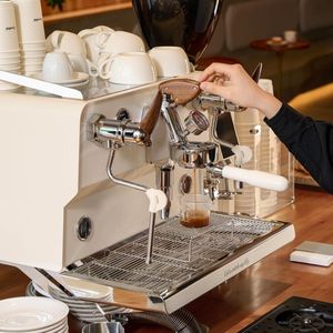 เครื่องชงกาแฟเอสเพรสโซ่กึ่งอัตโนมัติรุ่น G3126C สำหรับเชิงพาณิชย์ พร้อมฟังก์ชันตั้งโปรแกรมได้ ตัวเครื่องทำจากสแตนเลส ประสิทธิภาพสูง - Product Image 3