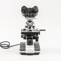 Microscopio Biológico SCIEDU C-200E, Binocular, Compuesto, Óptico, con Plataforma Mecánica, Enfoque de Ultra Precisión, Luz LED