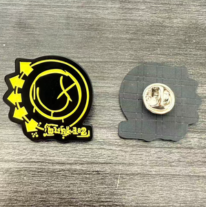 En gros : Pins musicaux en métal, Pins en émail du groupe Blink-182 (souvenir), Pins de revers rock punk, Accessoires de badges en alliage métallique émaillé - Product Image 2