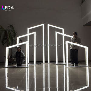 Arche Lumineuse LEDA pour Scène de Mariage, Tunnel de Mariage, Écran LED Élégant en Alliage d'Aluminium pour Décoration de Mariage - Product Image 6