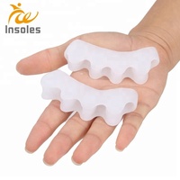 Séparateurs d'orteils en gel Bestrice, écarteurs d'orteils en caoutchouc, utilisés pour les activités sportives, la pratique du yoga, la course à pied, le soulagement de la douleur du hallux valgus