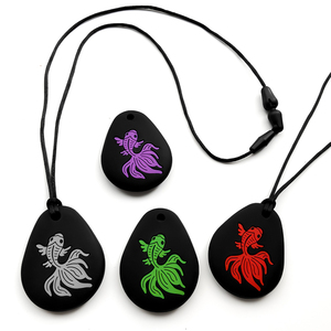 จี้ซิลิโคนรูปปลาสำหรับเด็กทารก ช่วยบรรเทาอาการคันเหงือก พร้อมเชือกคล้องคอ ปลอดสารพิษ เหมาะสำหรับเด็กออทิสติก - Product Image 4