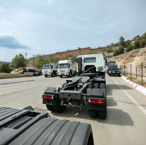 <span class=keywords><strong>Camion</strong></span> <span class=keywords><strong>tracteur</strong></span> Sinotruk Howo 7 6x4 avec moteur Weichai pour le transport de marchandises lourdes et la logistique - Product Image 5