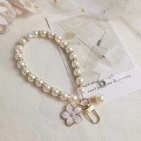 Porte-clés tendance en plastique avec perles, fleur, bijou pour femme, pendentif perle, coquillage, breloque pour sac, accessoire pour clé de voiture