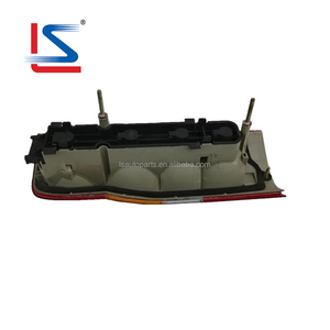 <span class=keywords><strong>Fanale</strong></span> <span class=keywords><strong>posteriore</strong></span> automatico per <span class=keywords><strong>TRANSIT</strong></span> 2000-2005 OEM R 1116629 L 1116630 <span class=keywords><strong>fanale</strong></span> <span class=keywords><strong>posteriore</strong></span> - Product Image 4