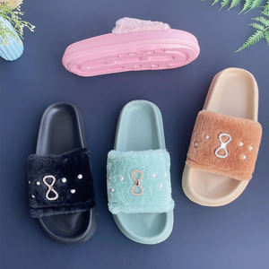 Pantoufles en fourrure d'alpaga bon marché à la mode chaussettes pantoufles pour femmes vente en gros d'usine - Product Image 5