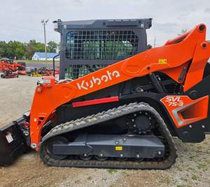 Kubota รถตักขนาดเล็ก SSV75พร้อมกับรถตีนตะขาบและถังส่งตรงจากโรงงาน - Product Image 6
