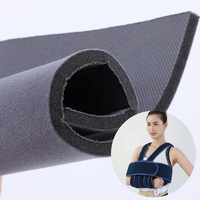 Coussin de fauteuil roulant en mousse sandwich respirante à motif imprimé avec mémoire de forme pour rembourrage de sacs et doublure de protection sportive