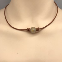 Collier minimaliste fait main en cuir véritable avec perles de pierres précieuses naturelles, ras-de-cou délicat, bijoux spirituels de yoga, cadeau d'anniversaire