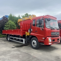 Camion de fret 4x2 de 6,3 tonnes, plateau plat de taille moyenne, grue XCM6 montée, composants hydrauliques Huade, moteur Weichai, boîte de vitesses 15m