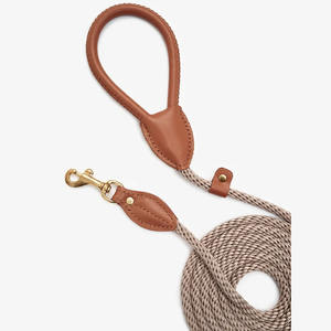 Arnés de Perro de Cuero Suave de Alta Calidad con Ajuste de 6 Puntos, Tamaño Pequeño, Herrajes de Latón Fundido de Primera Clase, Collar de Nailon y Correa - Product Image 4