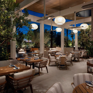 Set di Mobili da Esterno J2S per Ristoranti Commerciali <span class=keywords><strong>con</strong></span> <span class=keywords><strong>Tavoli</strong></span> in Legno Massello <span class=keywords><strong>e</strong></span> <span class=keywords><strong>Sedie</strong></span> Imbottite per Uso Commerciale - Product Image 2