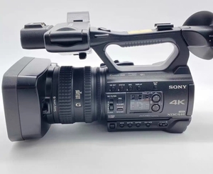 Système de vidéoconférence PXW-Z150 4K <span class=keywords><strong>XDCAM</strong></span> avec zoom optique Zeiss 12x et zoom d'image claire 18x, design compact en plastique - Product Image 1