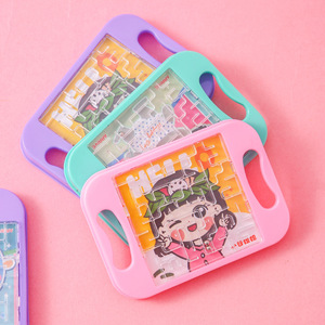 Mini laberinto de equilibrio, juguete de plástico para niños de 4 a 6 años, juego educativo para el cerebro con diseño colorido y asas de fácil agarre - Product Image 3