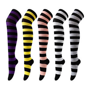 ถุงเท้ายาวลายทางถักกันแบคทีเรียสำหรับผู้หญิงถุงเท้าเข่าญี่ปุ่นคอสเพลย์คริสต์มาสฤดูใบไม้ร่วง - Product Image 4