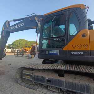 รถขุดไฮดรอลิก Volvo EC290 มือสอง ใช้งานน้อย บำรุงรักษาอย่างดี น้ำหนัก 36 ตัน เหมาะสำหรับงานดิน - Product Image 3