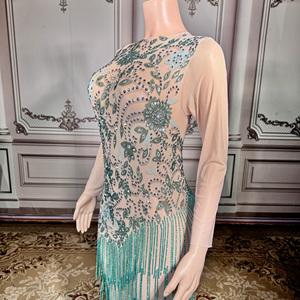 Abito da sera con orlo glitterato ZD con <span class=keywords><strong>maniche</strong></span> <span class=keywords><strong>lunghe</strong></span> trasparenti e nappe con strass scintillante abito da sera in vita naturale per Club Gala - Product Image 4