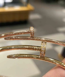<span class=keywords><strong>Bracciale</strong></span> e Braccialetti Xulong da Donna in Oro 18K <span class=keywords><strong>con</strong></span> Charm a Chiodo, Catena e Maglie <span class=keywords><strong>con</strong></span> <span class=keywords><strong>Diamanti</strong></span>, Stile Vintage, Gioielli di Lusso per Feste - Product Image 2