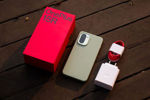 OPPO OnePlus 15R ใหม่ กล้อง 32 ล้านพิกเซล ชาร์จไว 100W หน้าจอ 120Hz ความละเอียด 1272×2800 แบตเตอรี่ 7400mAh กล้องกันน้ำมาตรฐาน IP69K สมาร์ทโฟน 5G ราคาประหยัด - Product Image 6