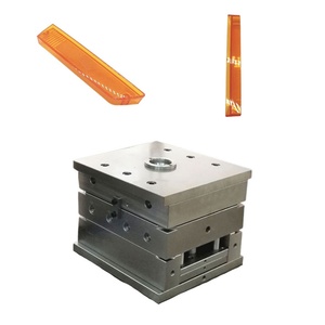 แม่พิมพ์ชิ้นส่วนไฟ PMMA ใสขัดเงาแบบ OEM สำหรับงานฉีดพลาสติก อุปกรณ์เสริมรถยนต์ - Product Image 1