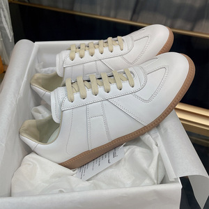 Leather Women's Casual Sneakers Retro Classic Lace-up Walking <b>Shoes</b> Breathable Fashionable Trendy Slip Resistant - Product Image 4