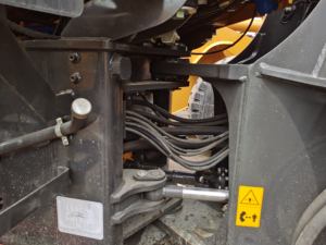 Chargeur temporaire de 5 tonnes Équipement mécanique d'occasion de haute qualité à bas prix - Product Image 4