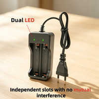 Chargeur de batterie double fente 18650, prise EU, double LED, charge rapide indépendante pour batteries lithium-ion 3,7 V, utilisation à domicile et en voyage