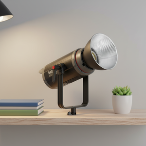 Triopo Mars Series - Lumière LED COB RGB professionnelle pour la photographie en studio et la vidéo - Température de couleur et luminosité réglables - Product Image 1