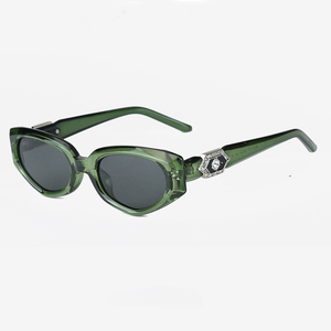 Kacamata Hitam Wanita Korea Versi TR90 Serbaguna Polarisasi Diamond Cat-eye, Stylish, Anti UV, Transparan - Product Image 3