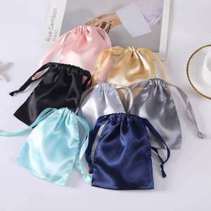 Sac de rangement pour perruques en satin OEM d'usine, petite pochette de luxe en satin de soie, pochette à cordon en satin pour cheveux - Product Image 2