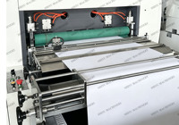 Machine de découpe et de pliage automatique à grande vitesse pour rouleaux de gobelets en papier kraft
