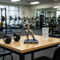 Vente en gros de sculptures modernes en résine de musculation, statue d'art pour salle de fitness, trophée, figurine, décoration de bureau intérieure