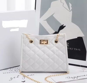 Hot Sale <b>Small</b> Square Chain Women <b>Handbags</b> Chain Strap Messenger Purses Fashion <b>Handbags</b> for Ladies Custom Women Hand Bag - Product Image 4