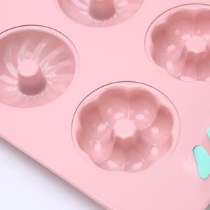 Pink 6-Cavity Cartoon Pig Cake Mold Non-Stick Baking Pan For Home DIY Baking Tools - Product Image 2