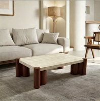 Table basse moderne en travertin blanc personnalisable avec pieds en bois massif, meubles de luxe en pierre naturelle pour salon, villa, hôtel, maison