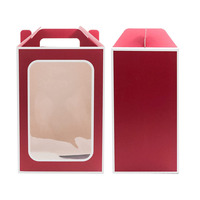Boîte d'emballage pour poupées sur mesure, rouge, avec fenêtre transparente, finition mate, doublure en mousse, poignée et option cadre photo
