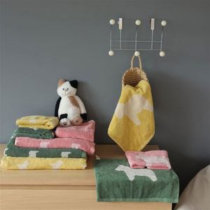 Serviette de bain en coton tissé jacquard à séchage rapide, motif dessin animé - Product Image 3