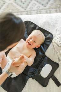 Muestra Gratuita de Bolsa de Pañales Multifuncional Impermeable de EVA, Bolsa de Viaje Portátil para Maternidad, Bolsa de Almacenamiento para Pañales de Bebé - Product Image 6